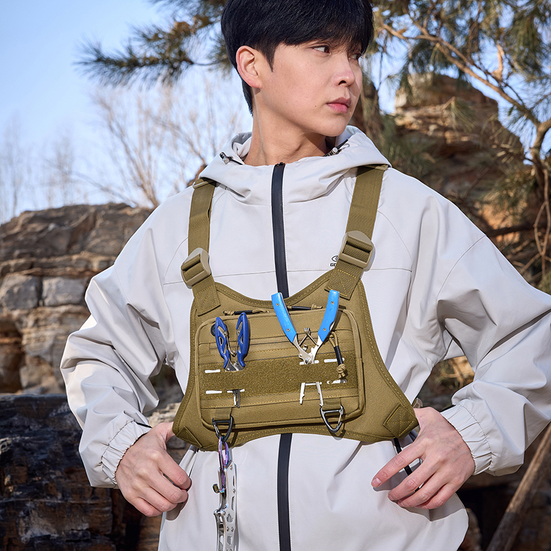 Gilet tattico da petto per cam - Fishing Backpack recensione e prezzo
