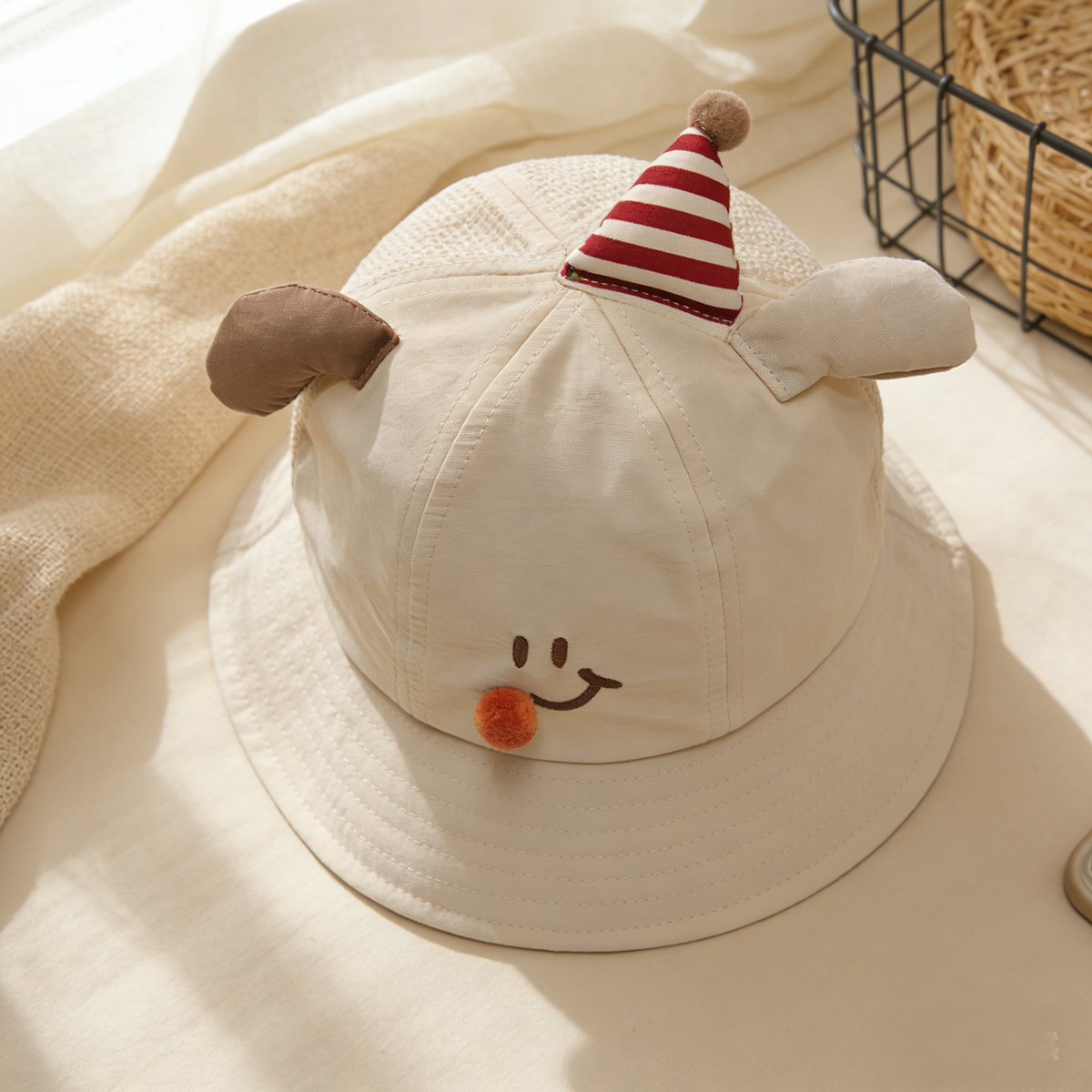 Simpatica maschera ricamata a  - Fishing Hat recensione e prezzo